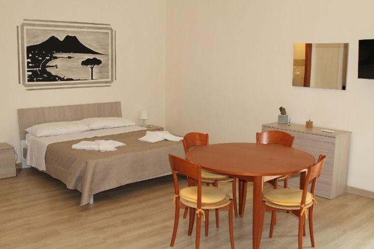 Отель Keira House Napoli Экстерьер фото